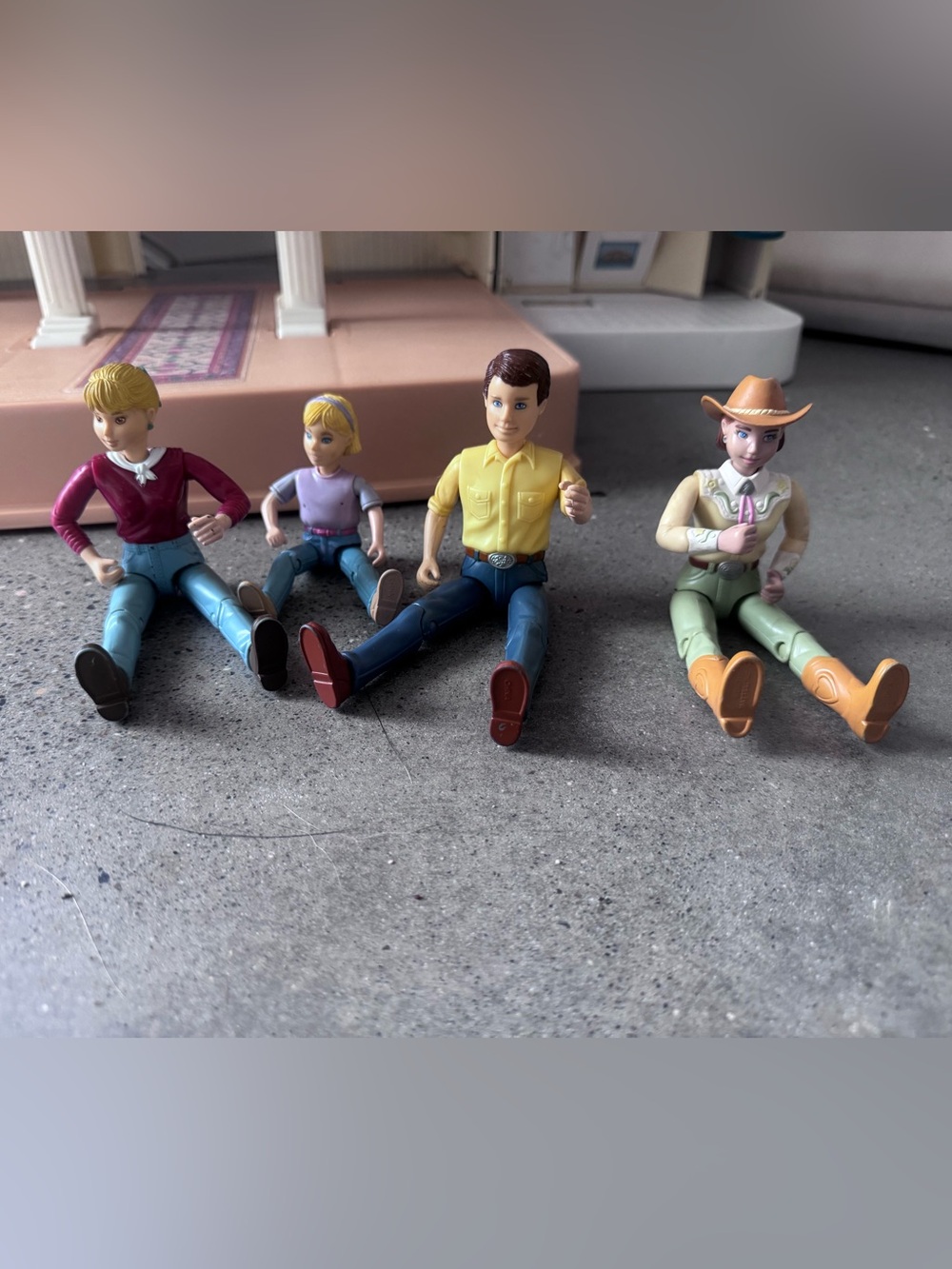 Fisher price loving family Doll Figure for Kids Toys - Playset Accessory